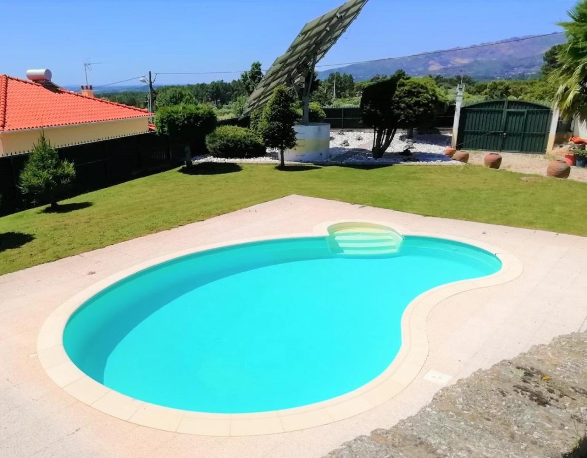 Casa E Piscina Privada Villa Fundao Bagian luar foto